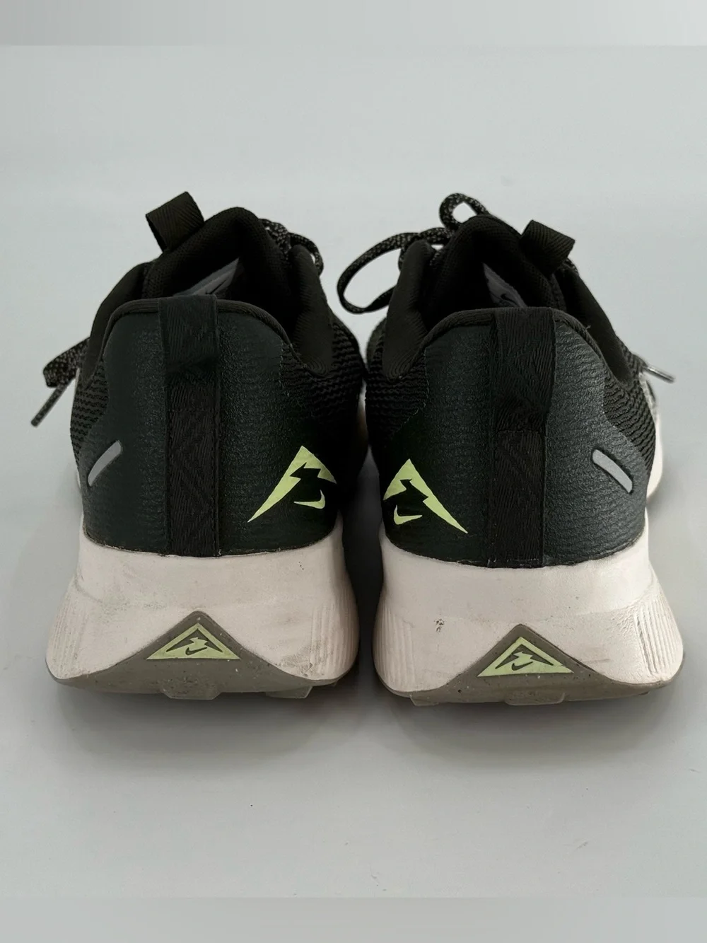 Nike great gently